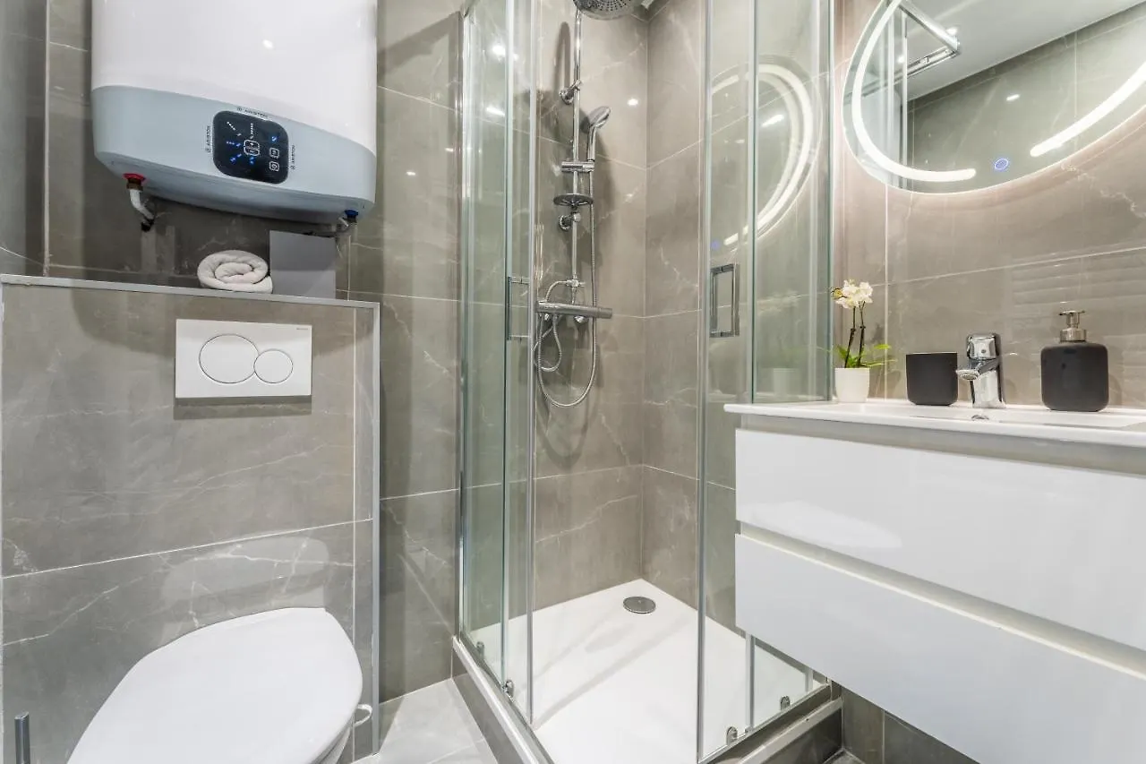Cozy Flat Paris Centre 아파트
