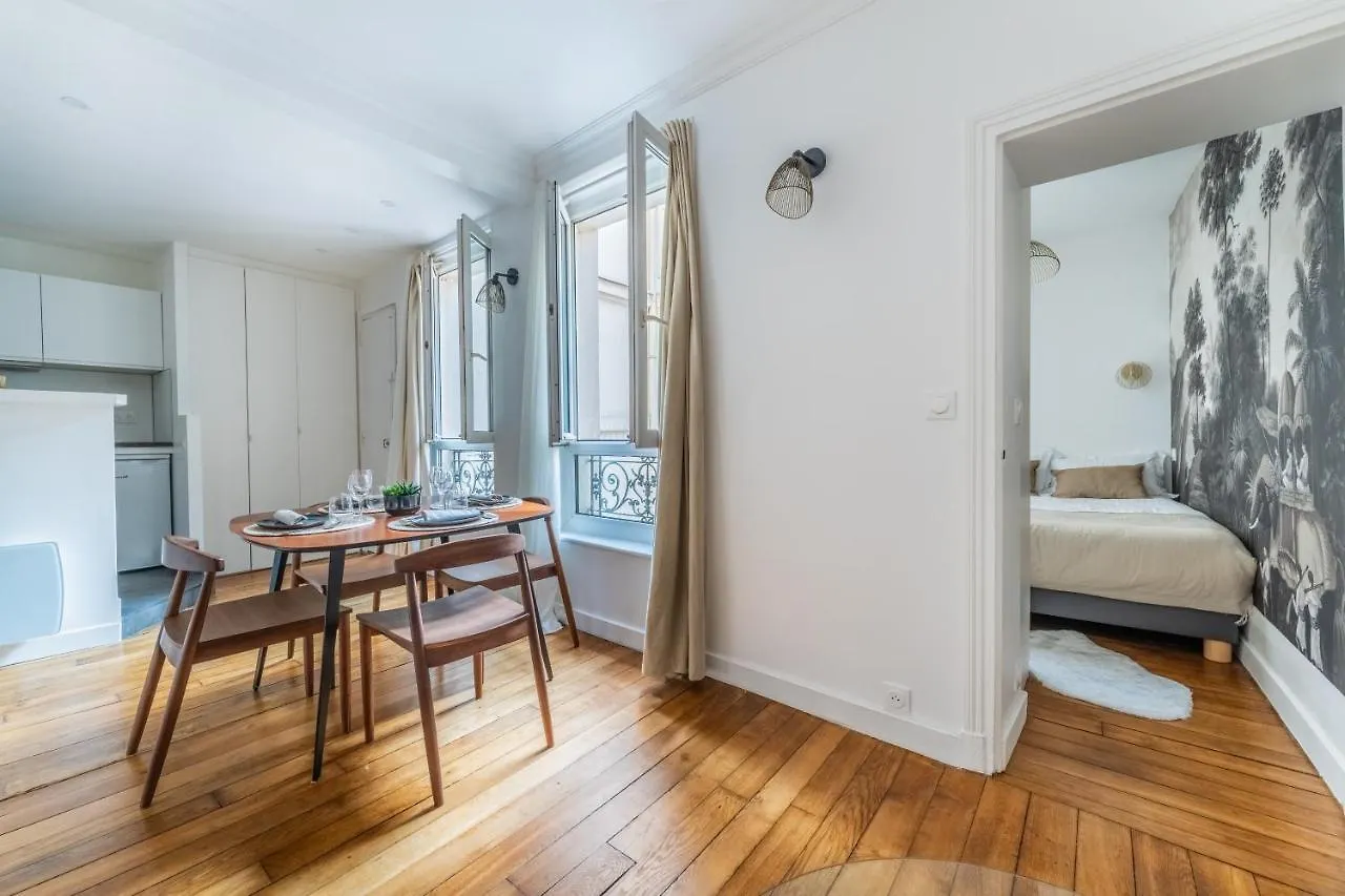 Cozy Flat Paris Centre Apartment France